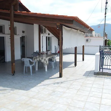 Stavroula ηospitality