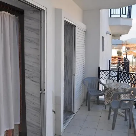 Stavroula ηospitality * Vrasna