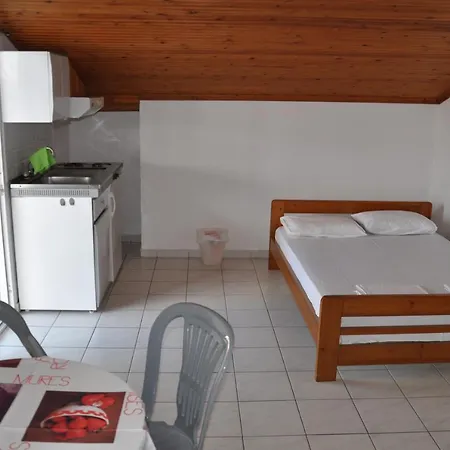 Stavroula ηospitality Apartment