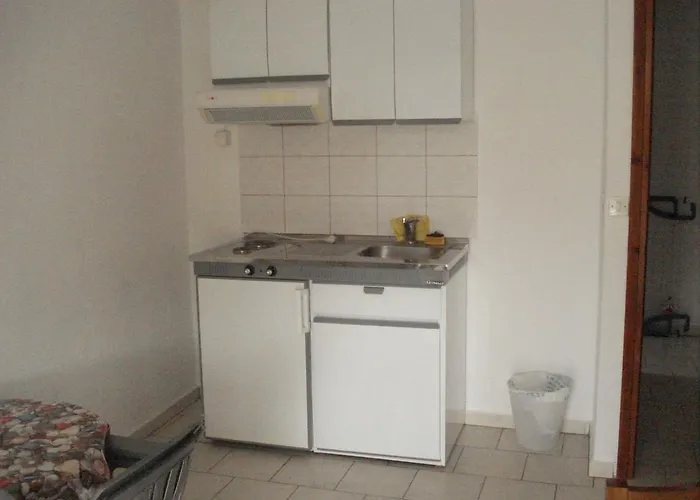 Stavroula ηospitality